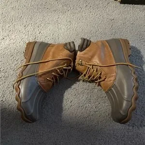 Sperry Tan and Gray Waterproof Boots Men’s size 11 Gloucester Duck Boots Tan | Sperry main image 3